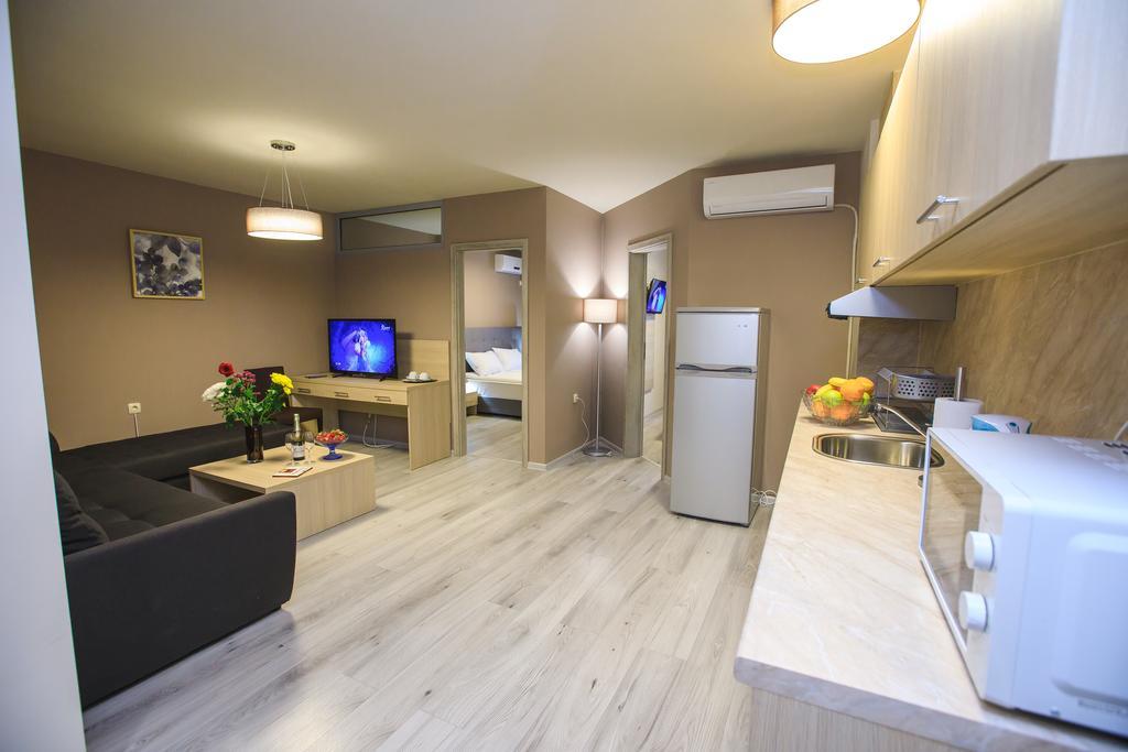 Apartments Kim サンダンスキ エクステリア 写真